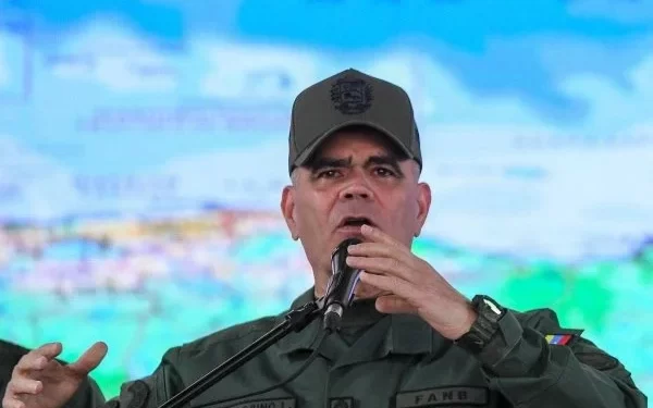 وزير دفاع فنزويلا: الهجوم الأمريكي على كاراكاس عدوان إمبريالي مباشر
