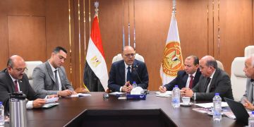 وزير العمل يعقد اجتماعاً تنسيقياً للمنظمات النقابية العمالية استعداداً للانتخابات النقابية 2026-2030