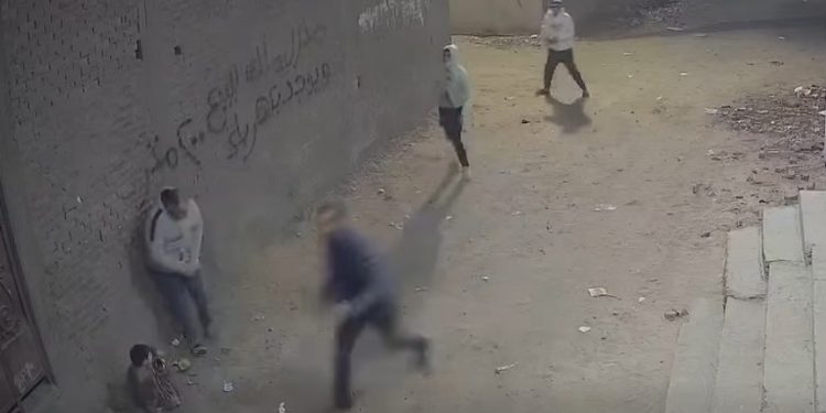 مأساة في باسوس.. صرخات طفل وأبيه ورصاص “خرطوش” يفطران قلوب المصريين