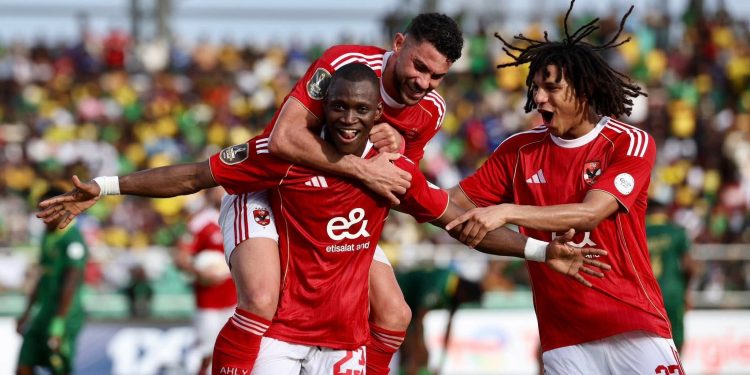 كواليس “مابعد التعادل”: كيف احتوى الأهلي أزمة إمام عاشور؟