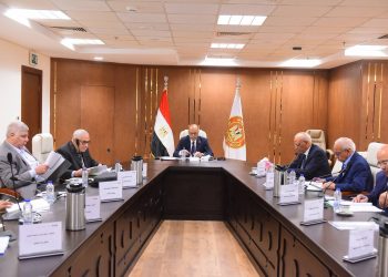 مجلس إدارة صندوق إعانات الطوارئ للعمال: 2 مليار و481 مليون جنيه منذ تأسيس الصندوق دعمًا لـ441 ألف عامل في 3999 منشأة