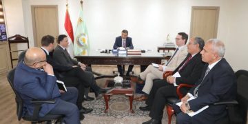 وزير الزراعة يبحث مع “باير” العالمية آفاق التعاون في البحوث التطبيقية وحماية المحاصيل