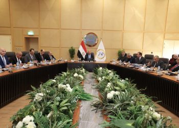 وزير النقل يعتمد نتائج أعمال القابضة للنقل البحري والبري بـ 14.3 مليار جنيه أرباحاً