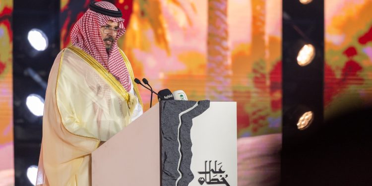 أمير منطقة المدينة المنورة يدشّن مشروع “على خطاه”