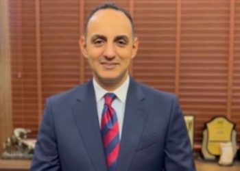 نيران الشرق الأوسط تعيد تسعير المخاطر.. الاقتصاد المصري في اختبار الطاقة والدولار وقناة السويس