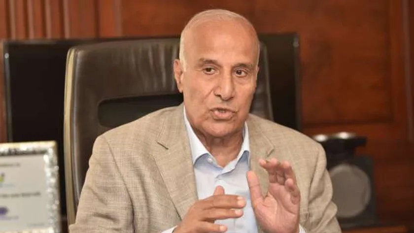 رئيس اتحاد منتجي الدواجن: استيراد “المجزآت” يقتل الصناعة الوطنية.. والأسعار ستتراجع بعد أسبوع من رمضان