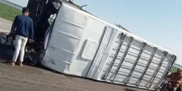 فاجعة على طريق “سفنكس”.. “السرعة الجنونية” تقلب حافلة طائرة الاتحاد السكندري وإصابة 8 لاعبين