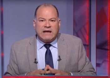 نشأت الديهي يفتح “الصناديق السوداء” للذكاء الاصطناعي: هل اقتربت ساعة الصفر؟