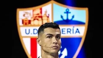 رونالدو يقتحم عالم الاستثمار الرياضي الإسباني بشراء 25% من أسهم نادي ألميريا