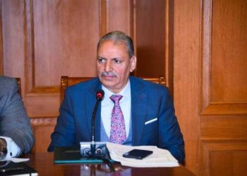 داعمين لجهود الرئيس لوقف الحرب.. وكيل دفاع النواب: الرئيس السيسي طمأن المصريين ودراسة إحالة المتلاعبين بالأسعار للمحاكمة العسكرية يحقق الردع