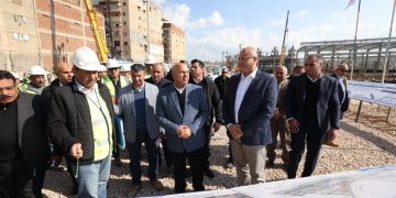 وزير النقل يتفقد مواقع العمل ومسار ومحطات مشروع المرحلة الأولى من مترو الإسكندرية (أبوقير -محطة مصر) بطول 21.7 كم