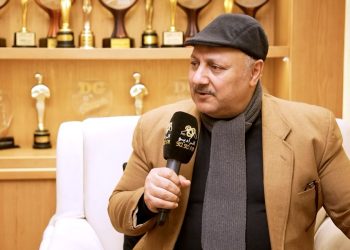 الإذاعي شحاته العرابي لـ«كلم ربنا»: كان نفسي أفرّح أمي قبل بدخولي إذاعة القرآن الكريم .. يوم قبولي هو وفاتها 