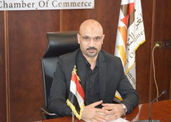 محمد هداية الحداد: توترات الحرب الإيرانية الأمريكية الإسرائيلية وراء زيادة أسعار المحمول وليس التجار