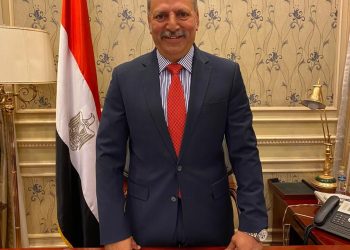 محذراً من بث الشائعات والفرقة بين الأشقاء.. وكيل دفاع النواب: موقف مصر واضح برفض العدوان على الدول العربية وتغليب العقل على صوت المدافع 