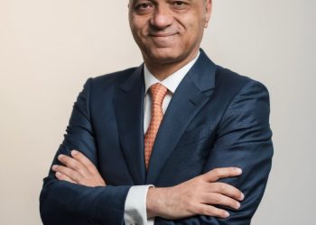 للمرة الثانية في غضون عامين: “محمد قنديل” يفوز بجائزة “أفضل رئيس تنفيذي” من مجموعة BMW في منطقة أفريقيا وشرق أوروبا لعام ٢٠٢٥