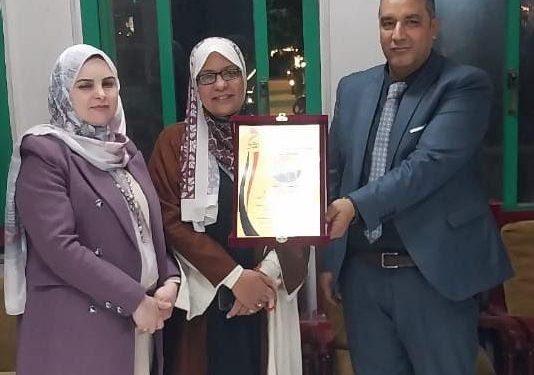 حملة تحيا مصر تكرم الدكتور ماهر سباق مدير الطب البيطري بقنا