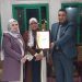 حملة تحيا مصر تكرم الدكتور ماهر سباق مدير الطب البيطري بقنا