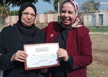 النائبة أمل عصفور تكرم أمهات بورسعيديات لهن قصص كفاح: «أنتم سر القوة الحقيقية في هذا الوطن»