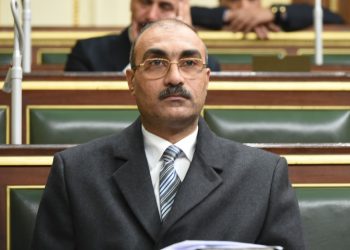 “الناس هتجيب منين؟”.. النائب إيهاب منصور ينتقد رفع أسعار تذاكر المترو والقطارات