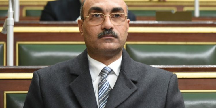 “الناس هتجيب منين؟”.. النائب إيهاب منصور ينتقد رفع أسعار تذاكر المترو والقطارات