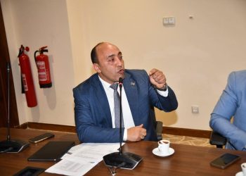 طاقة النواب تطالب الكهرباء بالالتزام بلوائح الإجازات.. والوزارة تستجيب