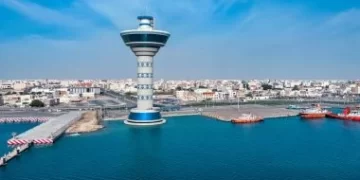 تنفُّس اصطناعي لسوق الطاقة: “ميناء ينبع” يستأنف تحميل النفط وسط ضغوط “ألمانية فرنسية” لتهدئة نيران الخليج