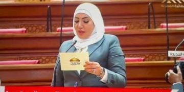 النائبة عبير عطا الله تحذر: مخاطر الإنترنت تهدد الأطفال.. و”شريحة الطفل” جزء من الحل