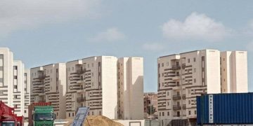 وزيرة الإسكان تتابع سير العمل بعددٍ من المشروعات الجاري تنفيذها بمدينة حدائق أكتوبر