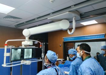 إنجاز طبي بالأقصر.. “الرعاية الصحية” تنقذ ثلاثينية من الشلل عبر القسطرة المخية