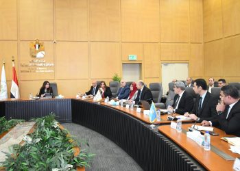 وزيرة الإسكان تفتح ملف سكن لكل المصريين وتوجه بإنهاء 200 ألف وحدة