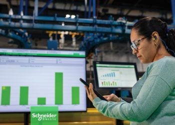شنايدر إلكتريك.. دراسة عالمية ترصد تسارع استثمارات قطاع الطاقة نحو تحقيق 50% من العمليات المستقلة بحلول 2030 مع تطوير الذكاء الاصطناعي للأداء