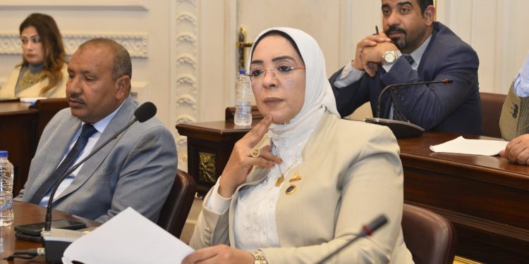 صحة الشيوخ تناقش طلب النائبة وفاء رشاد لتوفير عقار الهيموفيليا لمرضى محافظة قنا
