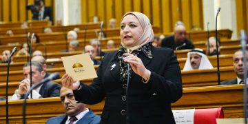 النائبة سحر عثمان تسأل الحكومة عن آليات إلزام القطاع الخاص بتطبيق الحد الأدنى للأجور