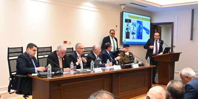 خلال اجتماع «زراعة النواب».. عمرو فهمي: سياسات الوزارة تعاقب الفلاح بدل دعمه وتحذير من خطر حقيقي يهدد القطاع