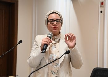 النائبة ريهام عبد النبي تتقدم بمقترح برغبة لحجب المواقع الإباحية في مصر