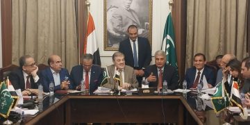 المستشار السياسي لرئيس الوفد يعرض فلسفة تشريعية حول مشروع قانون الأحوال الشخصية