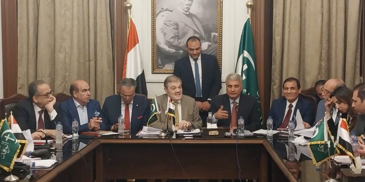 المستشار السياسي لرئيس الوفد يعرض فلسفة تشريعية حول مشروع قانون الأحوال الشخصية