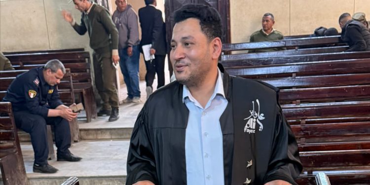 علي فايز ينجح في انتزاع البراءة بواقعة ابتزاز إلكتروني أمام جنايات مستأنف بني سويف