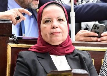 النائبة أمل عصفور تهنئ البابا تواضروس والإخوة المسيحيين بعيد القيامة المجيد