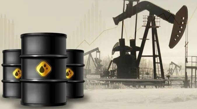 ترامب يربك حسابات الطاقة.. أسعار النفط تتهاوى وسط تقلبات “هرمز” وتحركات عسكرية أمريكية مريبة