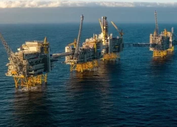 بإنتاج 120 مليون قدم مكعب.. “البترول” تقتحم أسواق الطاقة بـ 4 آبار جديدة في المتوسط والصحراء الغربية