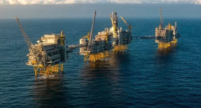 بإنتاج 120 مليون قدم مكعب.. “البترول” تقتحم أسواق الطاقة بـ 4 آبار جديدة في المتوسط والصحراء الغربية