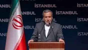 عراقجي في إسلام آباد يحمل رد طهران ومفاوضات واشنطن تتعثر