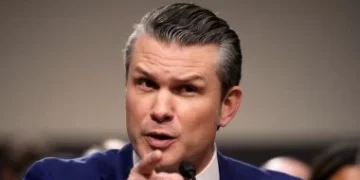 وزير الحرب الأمريكي بيت هيجسيث