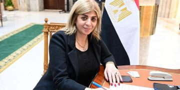 النائبة أميرة فؤاد تتقدم بطلب إحاطة بشأن تعديل آليات تطبيق قرار إضافة مادتي اللغة العربية والتاريخ للمجموع الكلي لطلاب الشهادات الدولية