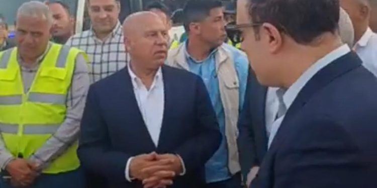 استجابةً لطلب النائب أحمد الشناوي.. كامل الوزير يتفقد محور أبوتيج – ساحل سليم.. ويوجه بسرعة الانتهاء من المشروع التنموي العملاق