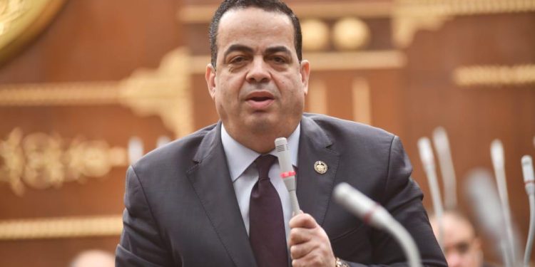 النائب عصام هلال: التطوير في المطارات ومصر للطيران لا يواكب توقعات المواطنين والمسافرين