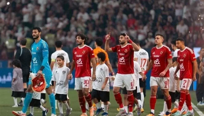 قمة حسم اللقب.. صدام ناري بين الأهلي والزمالك في الدوري المصري الليلة.. وتشكيل الأحمر المتوقع