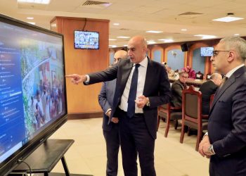 وزير التعليم يتابع سير امتحانات الثانوية العامة من غرفة العمليات المركزية بالوزارة في ثاني أيام الامتحانات 