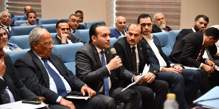 النائب عمرو فهمي يطالب خلال مناقشة موازنة وزارة الاتصالات بتطوير الشبكات وزيادة اعتمادات البريد لخدمة قرى مركز المحلة الكبرى بالغربية